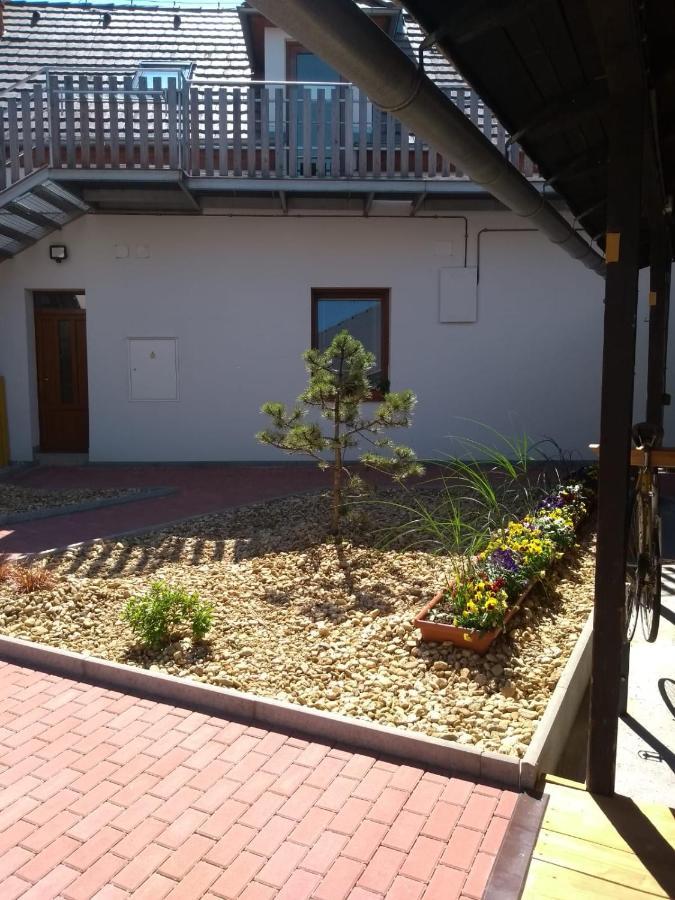 Apartmany Lono Jičín Εξωτερικό φωτογραφία